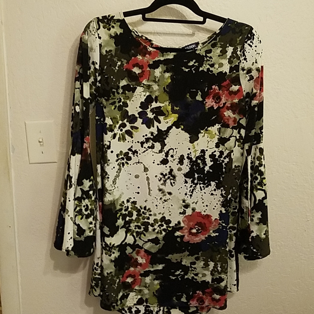 Tildon Bell Sleeve Dress